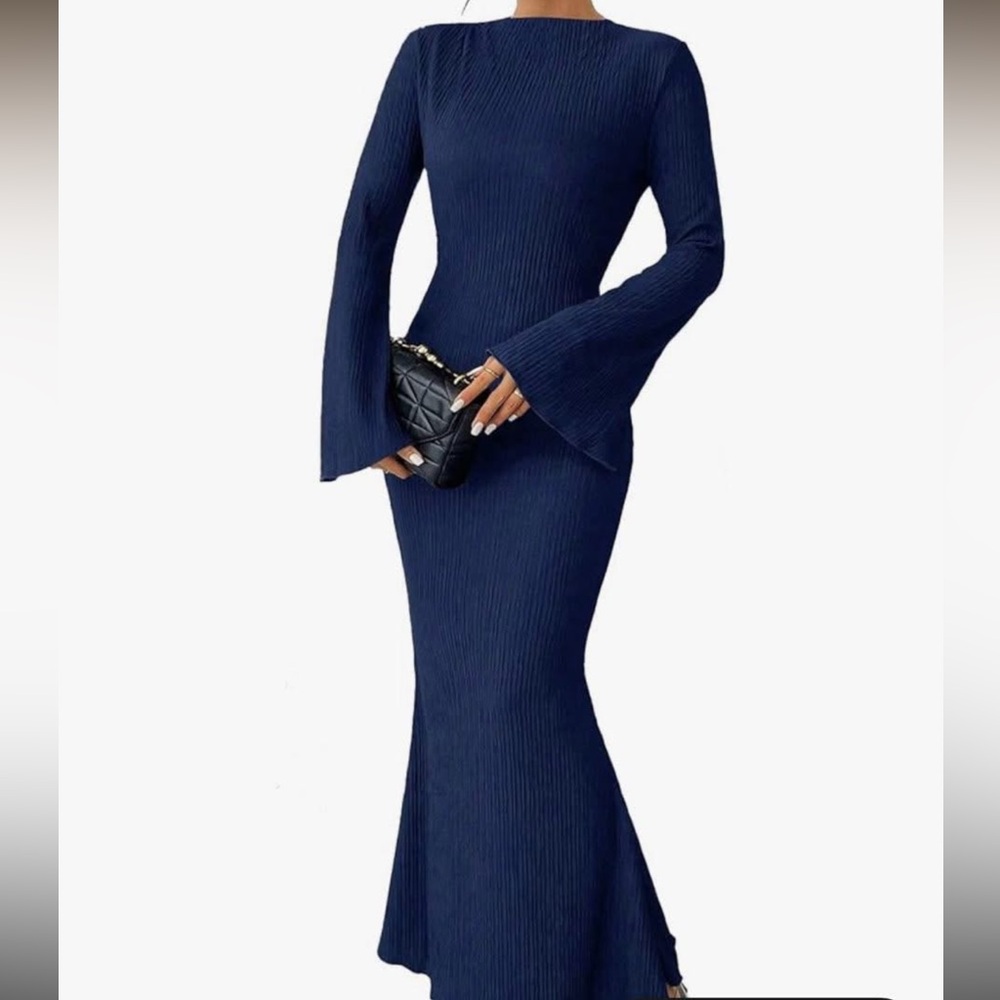 Elegant Navy Long-Sleeve Ribbed Maxi Bodycon Dress